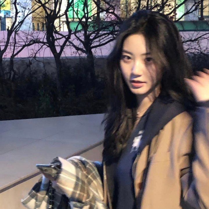 女与男